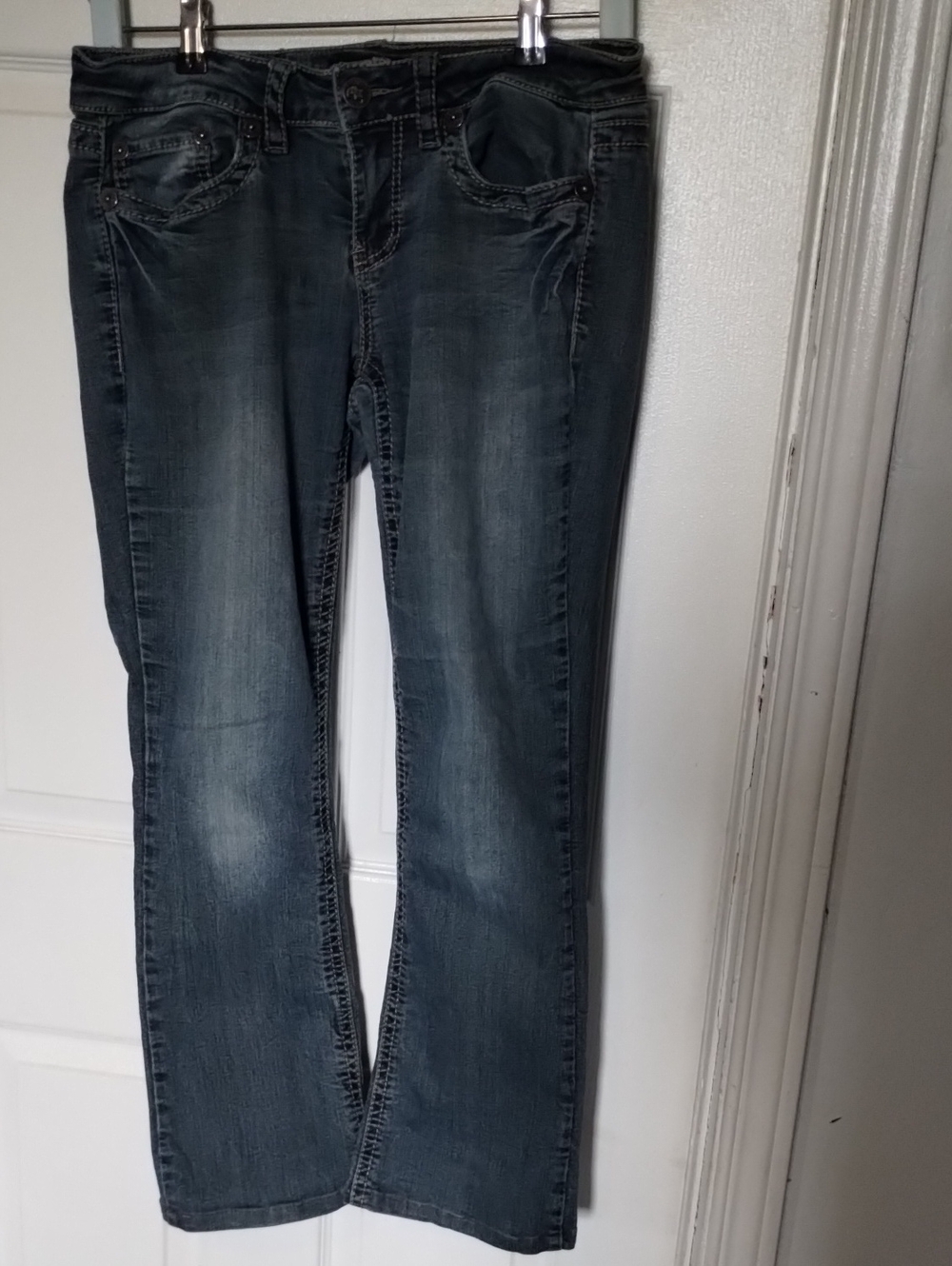 YMI Women's Blue Distressed Boot Cut Jeans Size 9